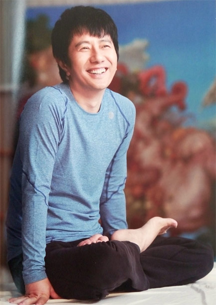 摇滚歌手郑钧与瑜伽的渊源  第 1 张