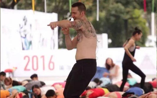 瑜伽，与年轻无关。  瑜伽习练 瑜伽年龄 任何人都可以练瑜伽 老年瑜伽 第 8 张