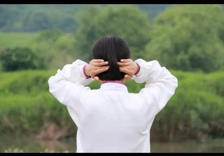 霜降后养生注意事项及瑜伽应该怎么练? 瑜伽 霜降瑜伽 冬季养生 瑜伽培训 瑜伽教练 气血瑜伽 第 7 张 霜降后养生注意事项及瑜伽应该怎么练? 瑜伽 霜降瑜伽 冬季养生 瑜伽培训 瑜伽教练 气血瑜伽 第 7 张