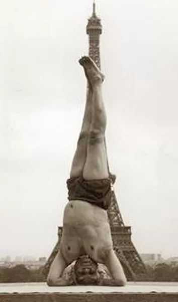 瑜伽「 头倒立 」到底有多少重量在头上?(经典) Salamba Sirsasana Supported Headstand 瑜伽体式 西安瑜伽培训 第 5 张 瑜伽「 头倒立 」到底有多少重量在头上?(经典) Salamba Sirsasana Supported Headstand 瑜伽体式 西安瑜伽培训 第 5 张